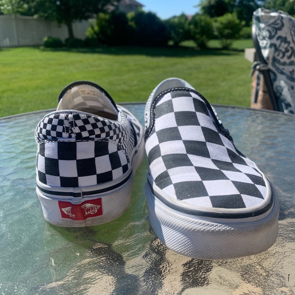 Checkered vans - Picture 3 of 4
